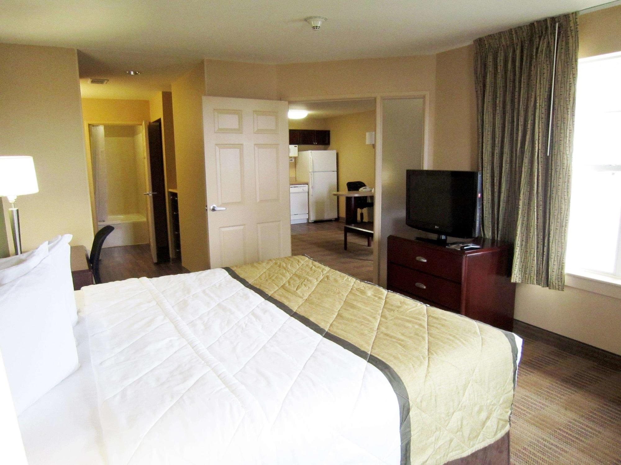 เอ็กซ์เทนด์ สเตย์ อเมริกา ออสติน นอร์ทเวสต์ รีเสิร์ชพาร์ค Hotel ภายนอก รูปภาพ