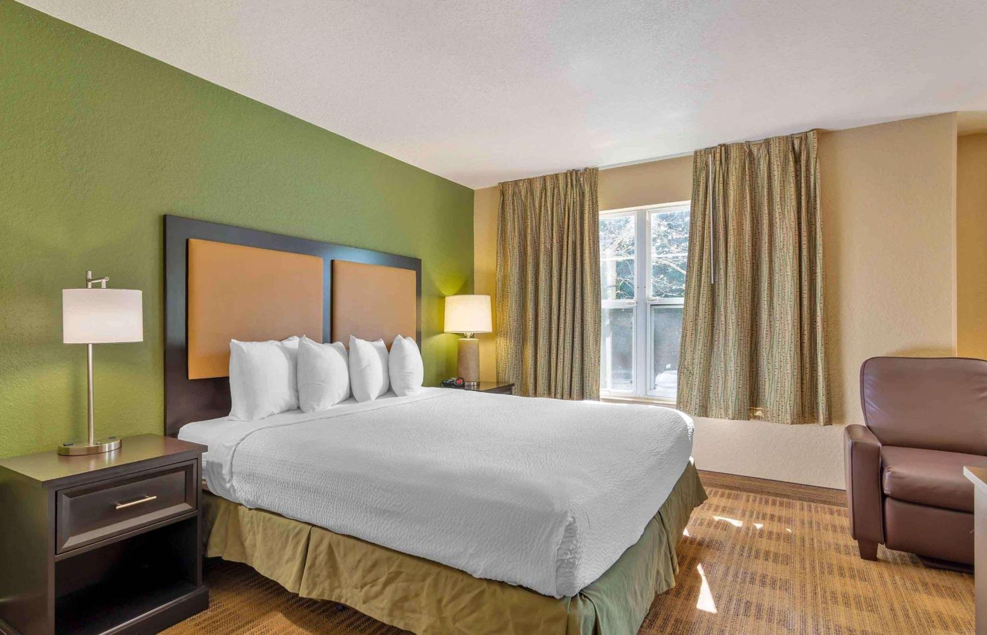 เอ็กซ์เทนด์ สเตย์ อเมริกา ออสติน นอร์ทเวสต์ รีเสิร์ชพาร์ค Hotel ภายนอก รูปภาพ
